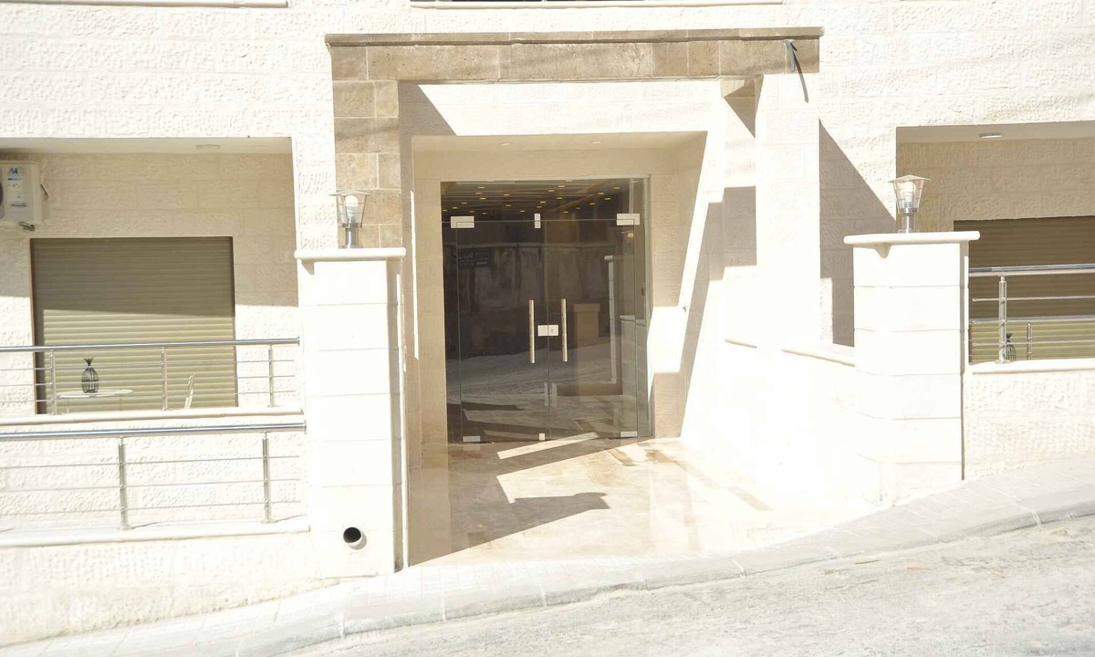 Amman Apartment | Amazing one Bedroom Apartment in Amman,elwebdah 8