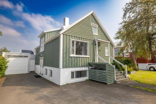 Akureyri Apartment | LL Properties - Spacious Historic Home