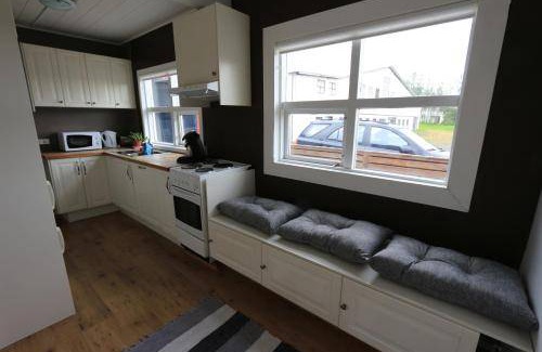 Hella Apartment | 82 m² Apartment ∙ 2 bedrooms ∙ 6 guests