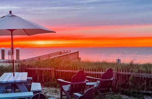 Ocean Beach House | Bayfront Retreat Close to Restaurants & Shops