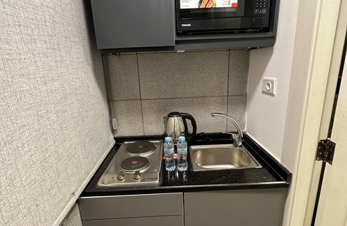 Amman Apartment | Central Apartment for Rent 24