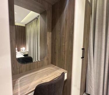 Al Swaifyeh Apartment | Chic Apartments For Rent ave2-9