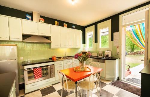 Cre-sur-Loir House | GITE Du MISFON "VINTAGE 70'