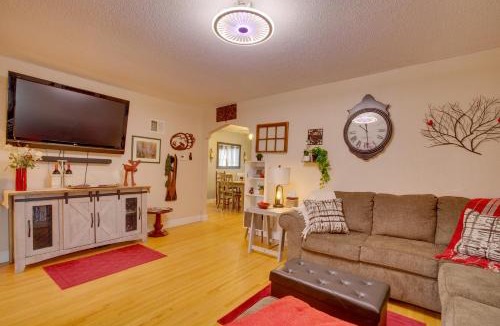 Harmony House | Harmony Home w/Fire Pit: 5 Mi to Niagara Cave!