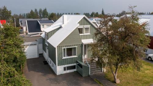 Akureyri Apartment | LL Properties - Spacious Historic Home