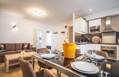 Hincmar Apartment | Lys Appart