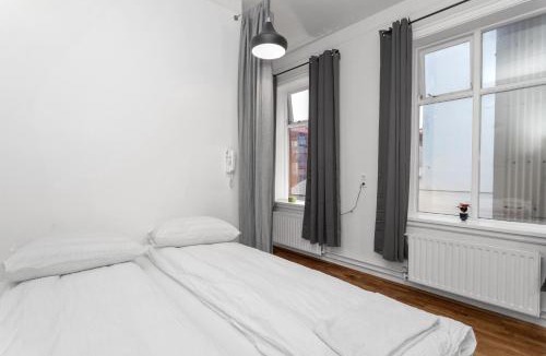 Downtown Apartment | Sunny Central Reykjavík Apartment