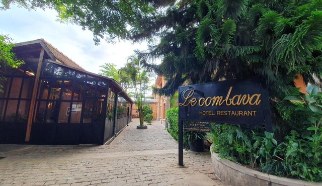 Hôtel Restaurant LE COMBAVA