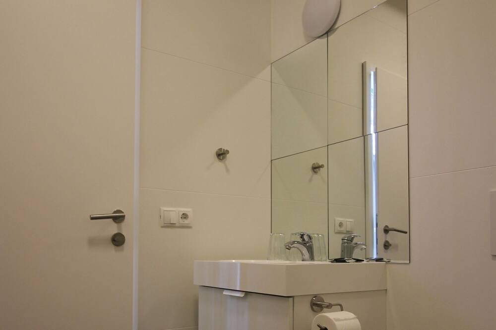 Photo of Bathroom in Hella