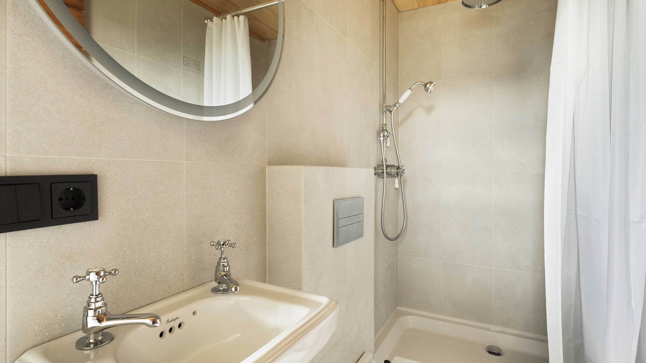 Photo of Bathroom in Hella