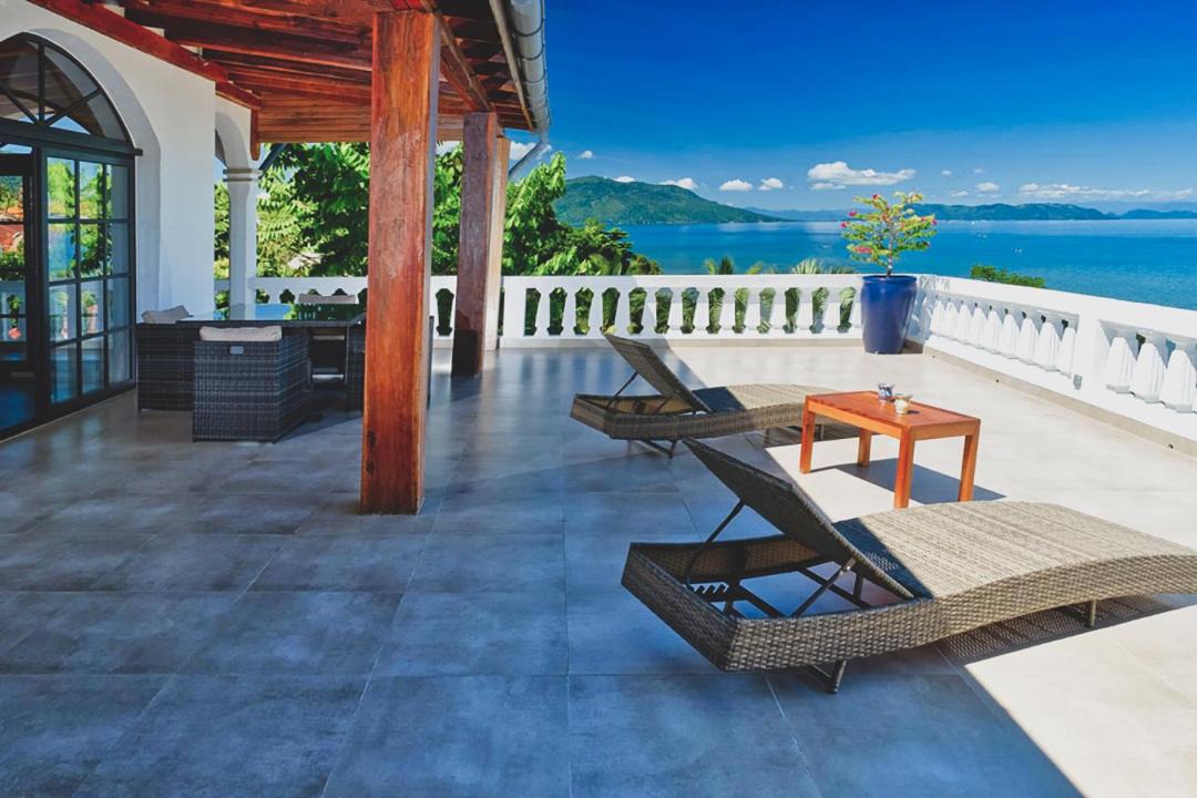 Photo of Patio Balcony in Hell-Ville